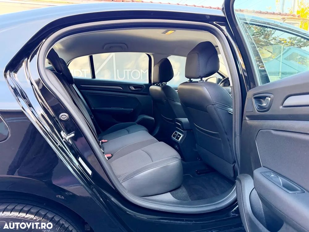 Renault Megane TCe 140 GPF EDC Equilibre - 21