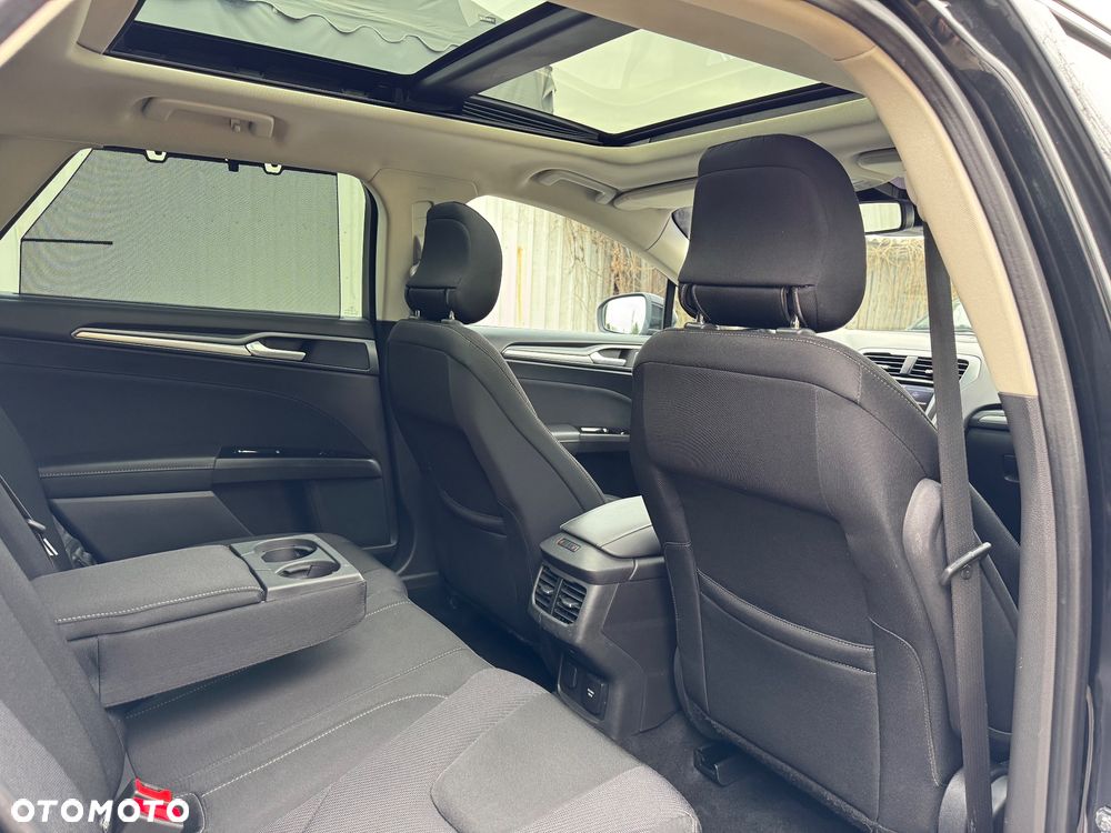 Ford Mondeo 2.0 TDCi Titanium PowerShift - 13