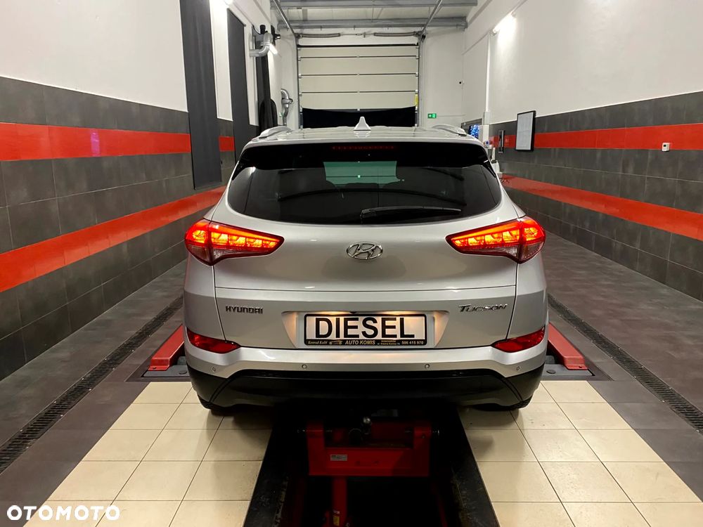 Hyundai Tucson blue 1.7 CRDi 2WD Style - 12