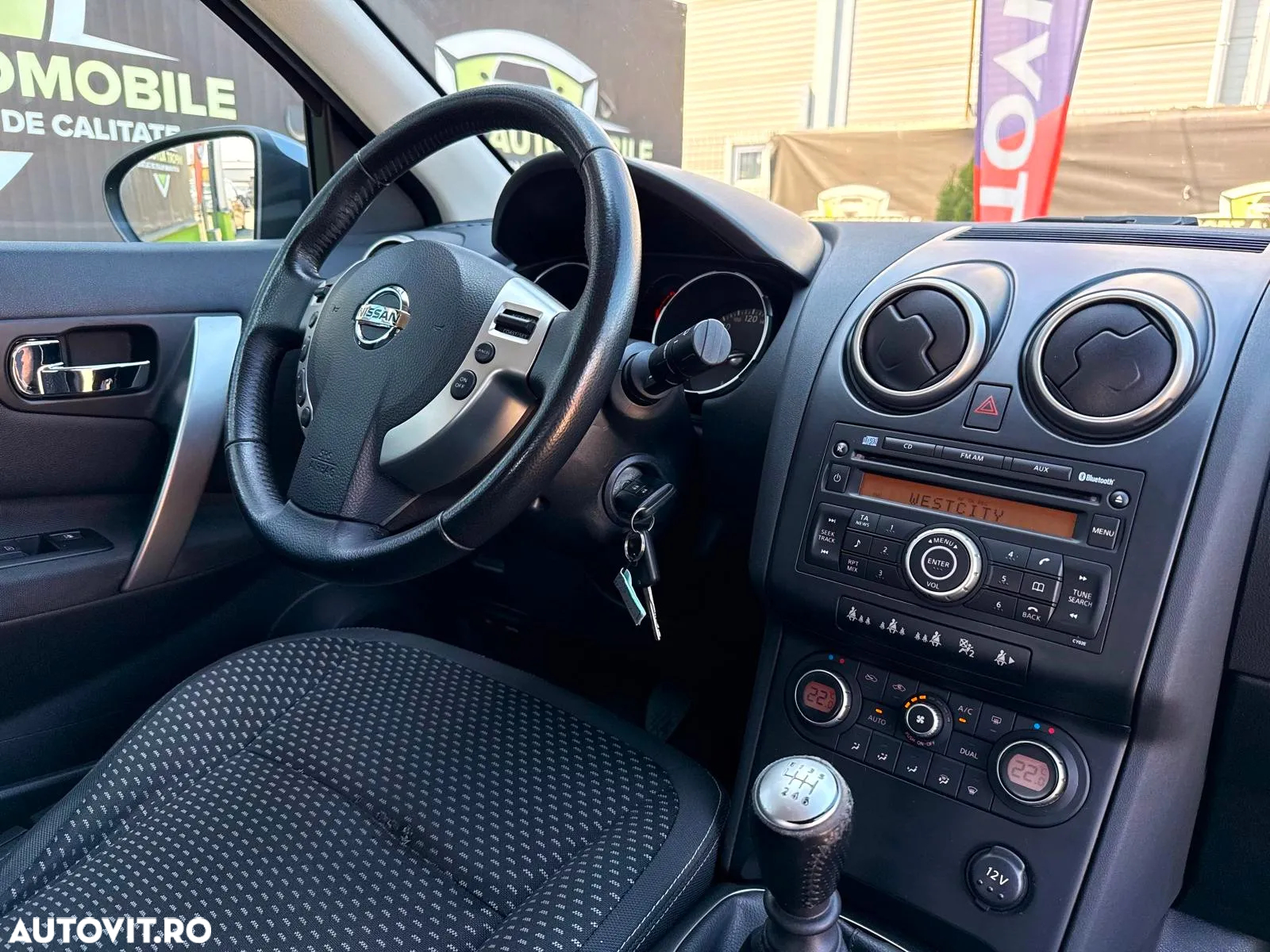 Nissan Qashqai 1.5 dCi DPF acenta - 8
