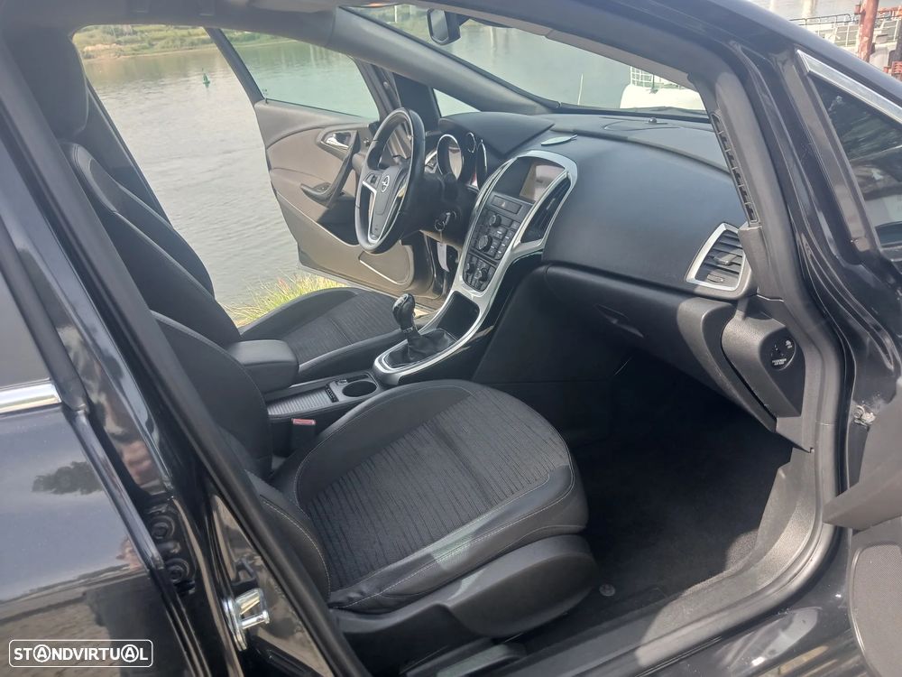 Opel Astra Sports Tourer 1.6 CDTi Executive S/S - 24