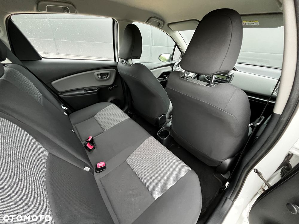 Toyota Yaris - 13