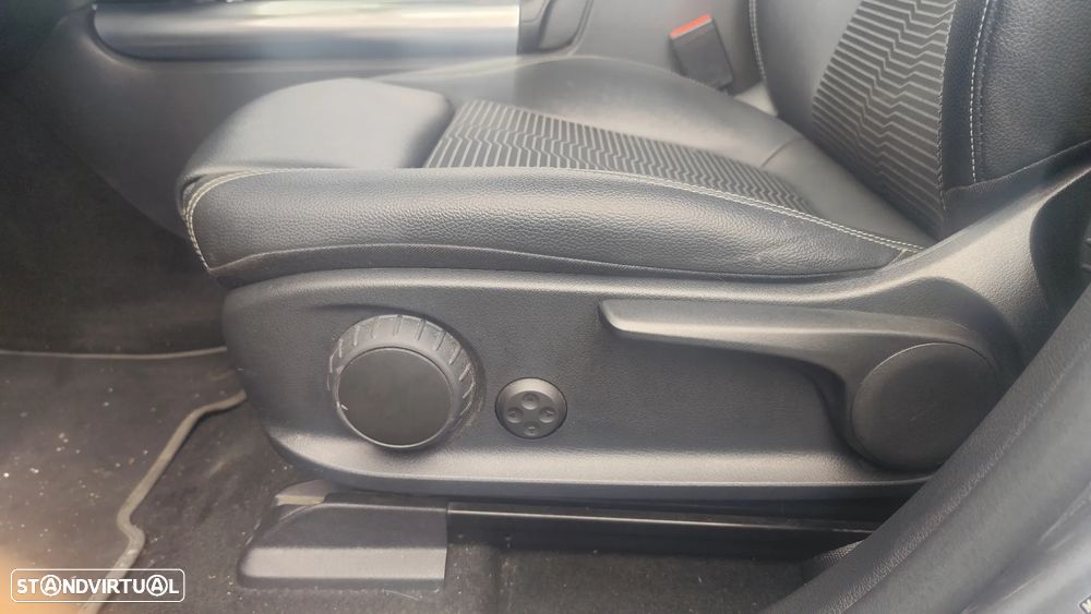 Mercedes-Benz EQA 250 - 16