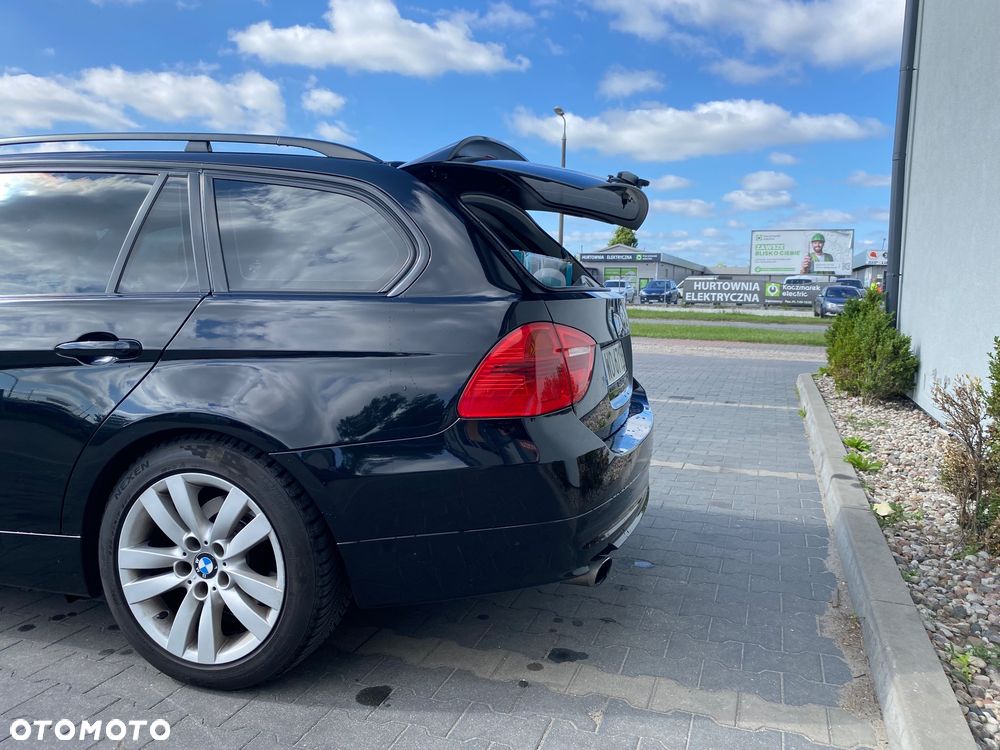 BMW Seria 3 318d - 5