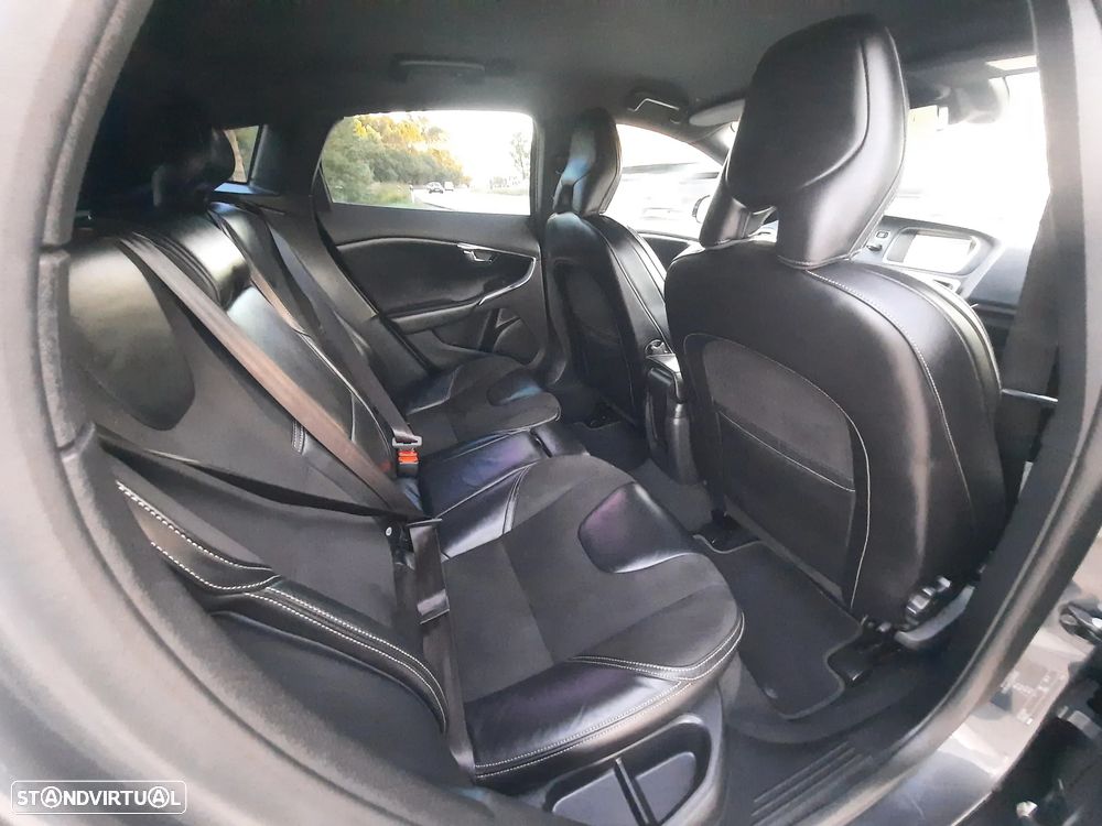 Volvo V40 1.6 D2 R-Design - 45
