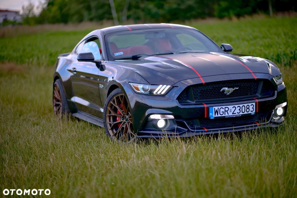 Ford Mustang 5.0 V8 GT - 12
