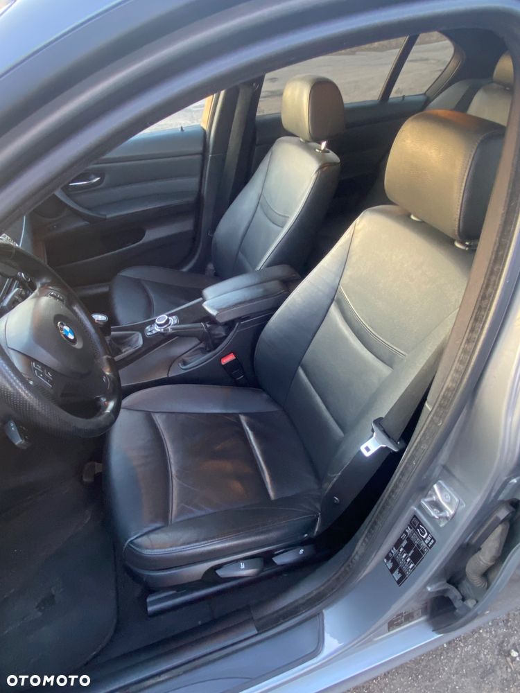 BMW Seria 3 320d Efficient Dynamics - 10