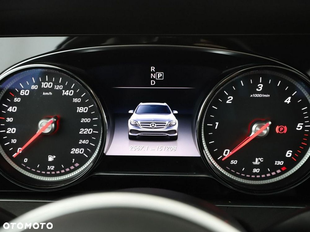 Mercedes-Benz Klasa E 220 d 9G-TRONIC Avantgarde - 23