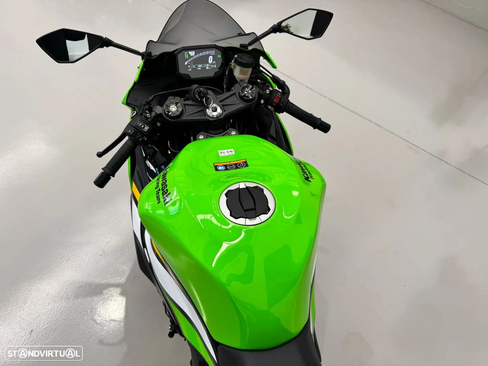Kawasaki ZX 6R - 19