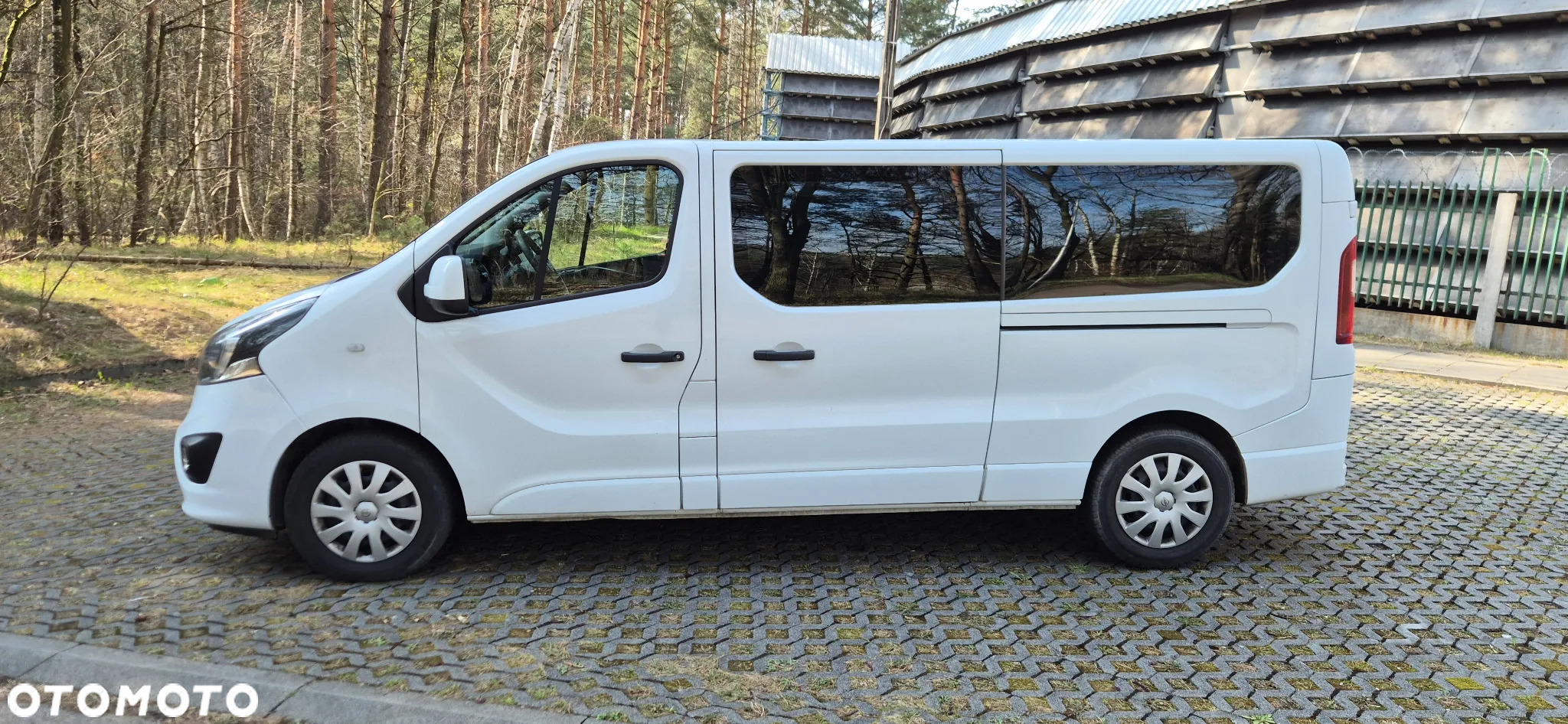Renault Trafic - 2
