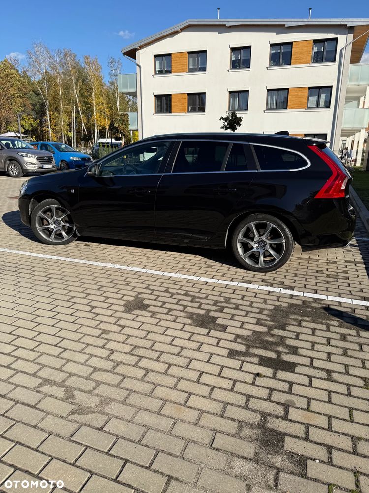 Volvo V60 D4 Drive-E Ocean Race - 3