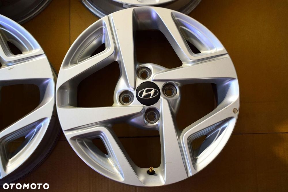 HYUNDAI 15 i10 i20 Nowy Model Oryginał - 5