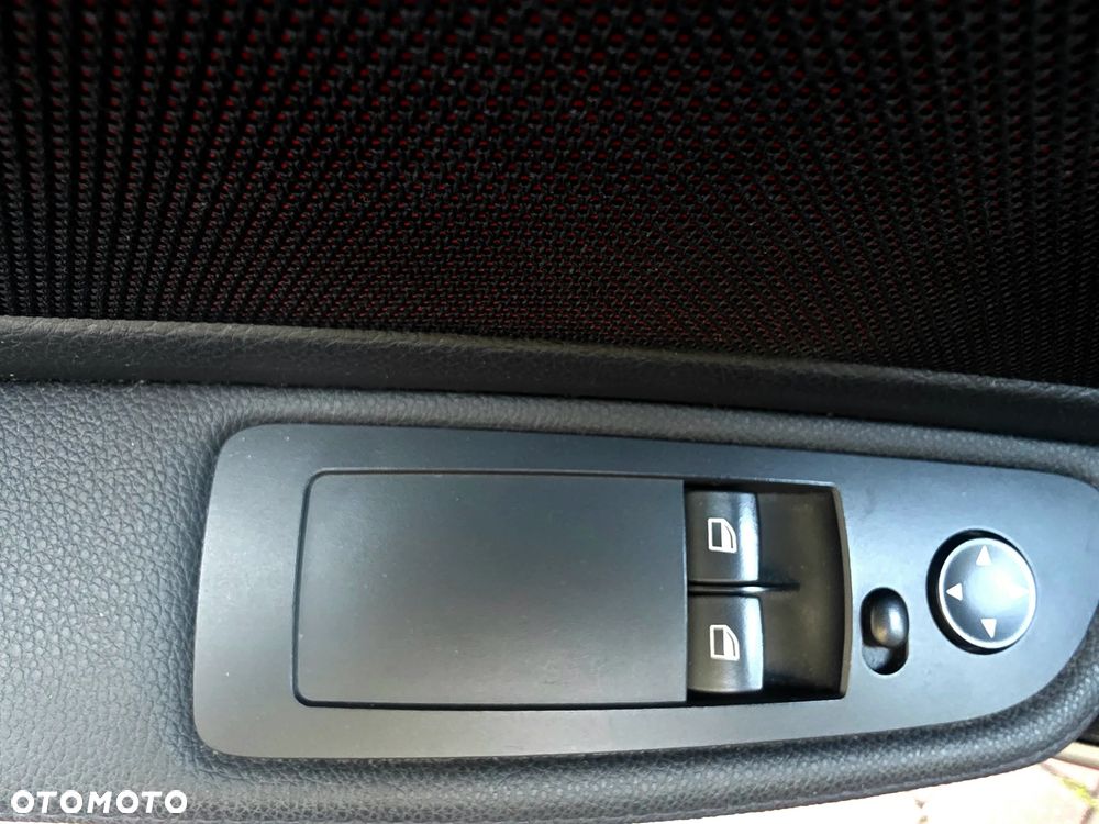 BMW Seria 1 116i - 20