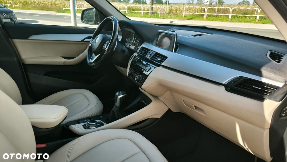 BMW X1 xDrive25d Advantage sport - 8