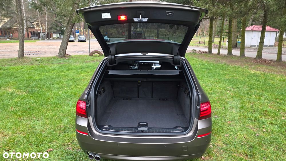 BMW Seria 5 - 24