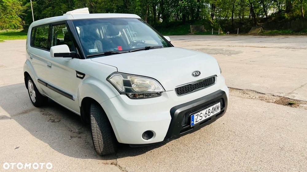 Kia Soul 1.6 L - 11