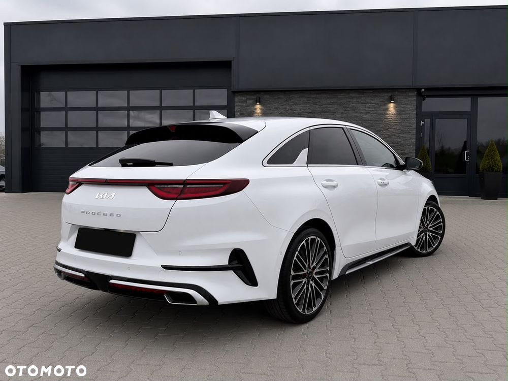 Kia ProCeed 1.5 T-GDI DCT7 OPF GT LINE - 6