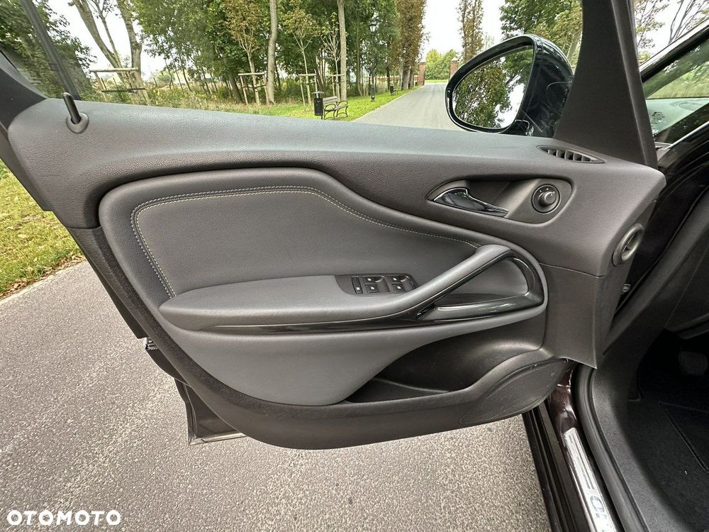 Opel Zafira - 15
