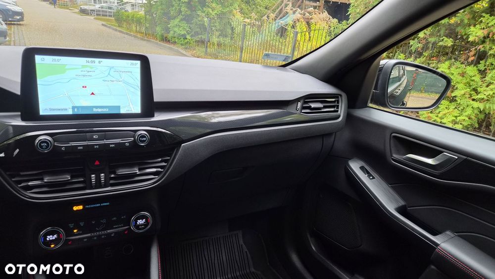 Ford Kuga 2.5 FHEV FWD ST-Line - 28