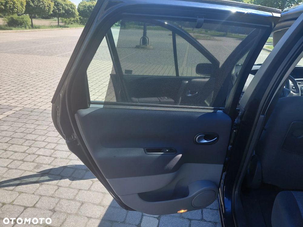 Renault Scenic 1.6 16V Confort Expression - 14