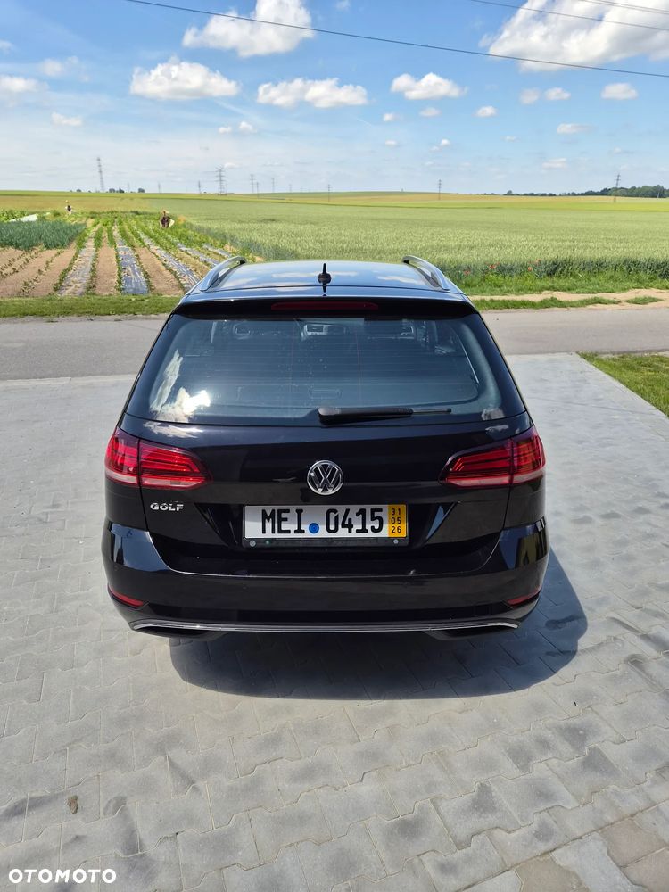 Volkswagen Golf - 12