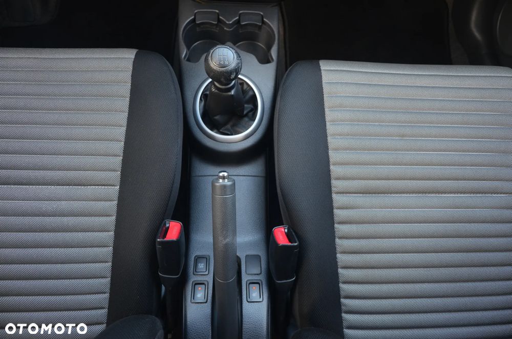 Suzuki SX4 1.6 Premium - 24