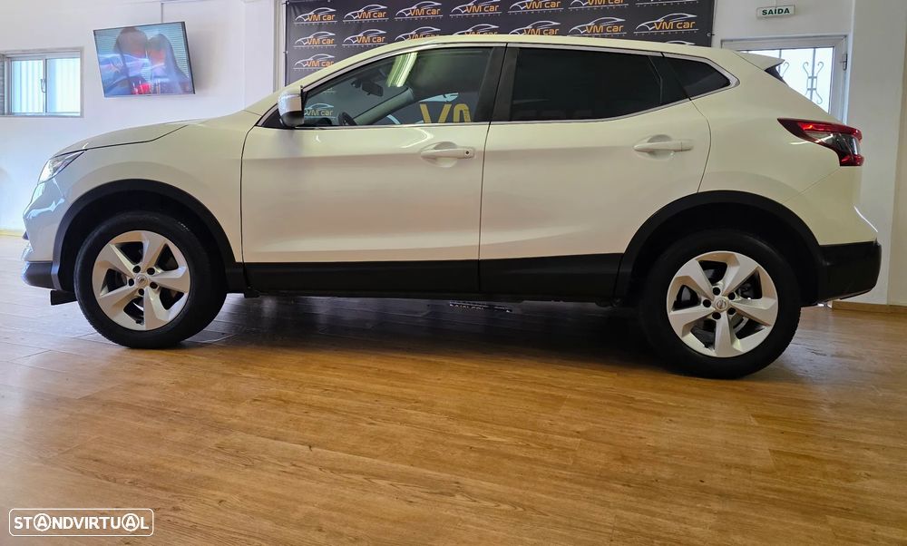 Nissan Qashqai 1.5 dCi N-Connecta - 9