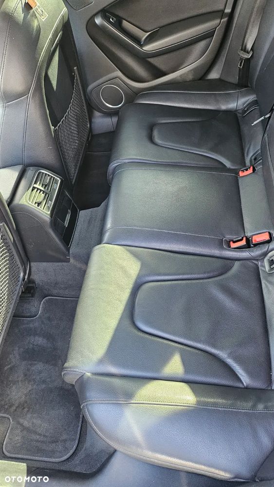 Audi A4 Limousine - 9
