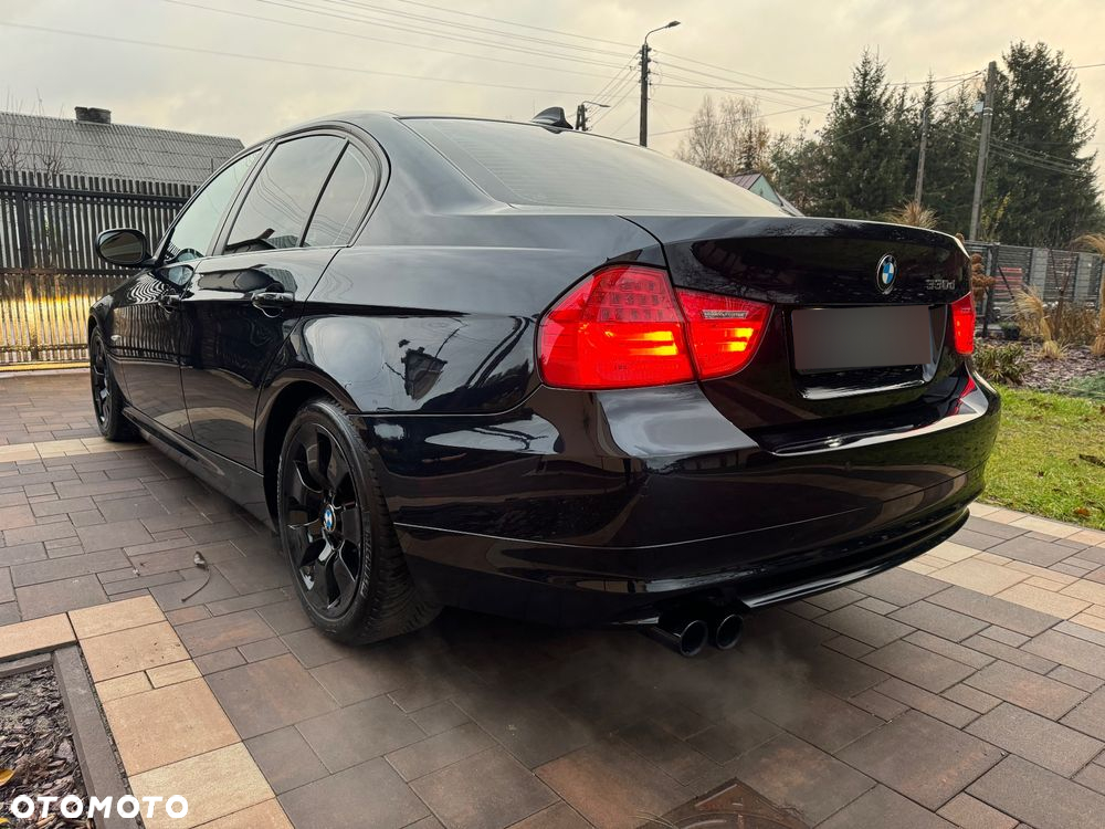 BMW Seria 3 330d - 3