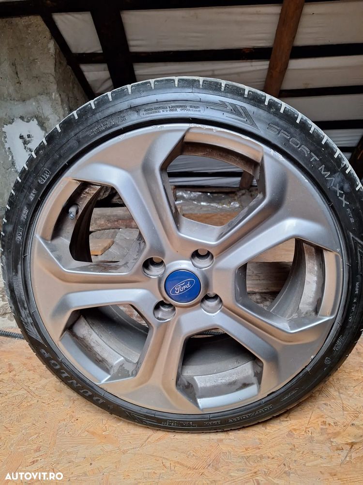 Ford Fiesta 1.6 ST - 18