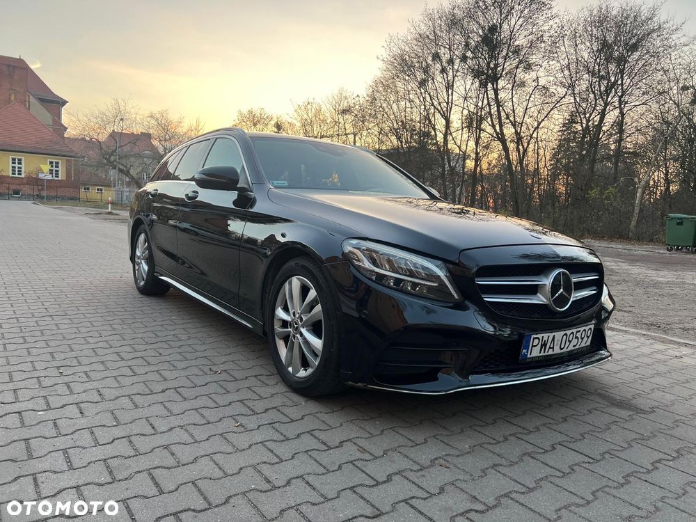 Mercedes-Benz Klasa C 220 d T 9G-TRONIC AMG Line - 9