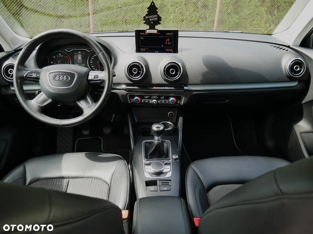 Audi A3 Sportback 2.0 TDI Sport - 23