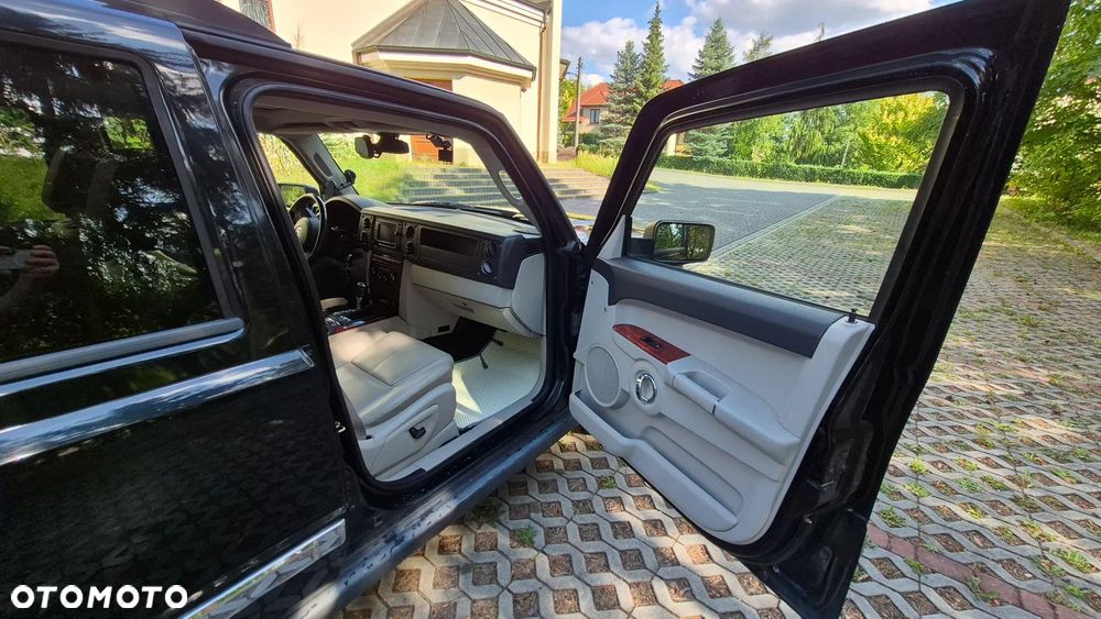 Jeep Commander 5.7 V8 Limited - 20