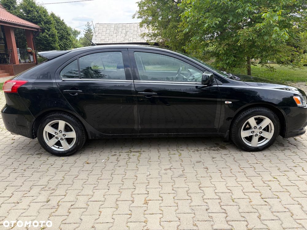 Mitsubishi Lancer 1.8 Invite - 2
