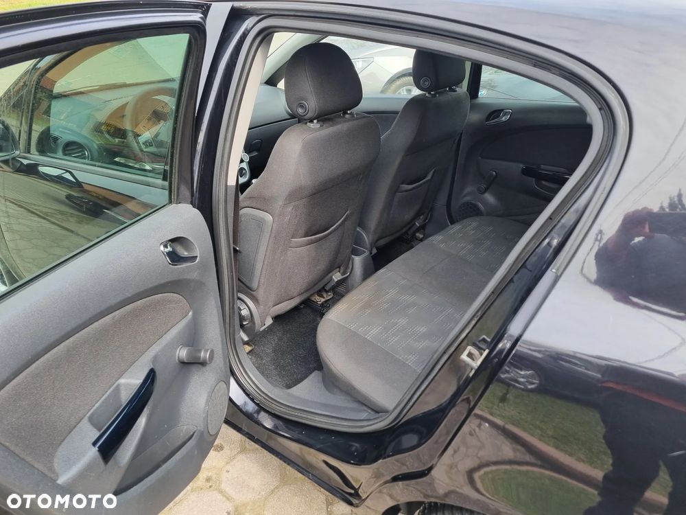 Opel Corsa 1.4 16V Satellite - 6