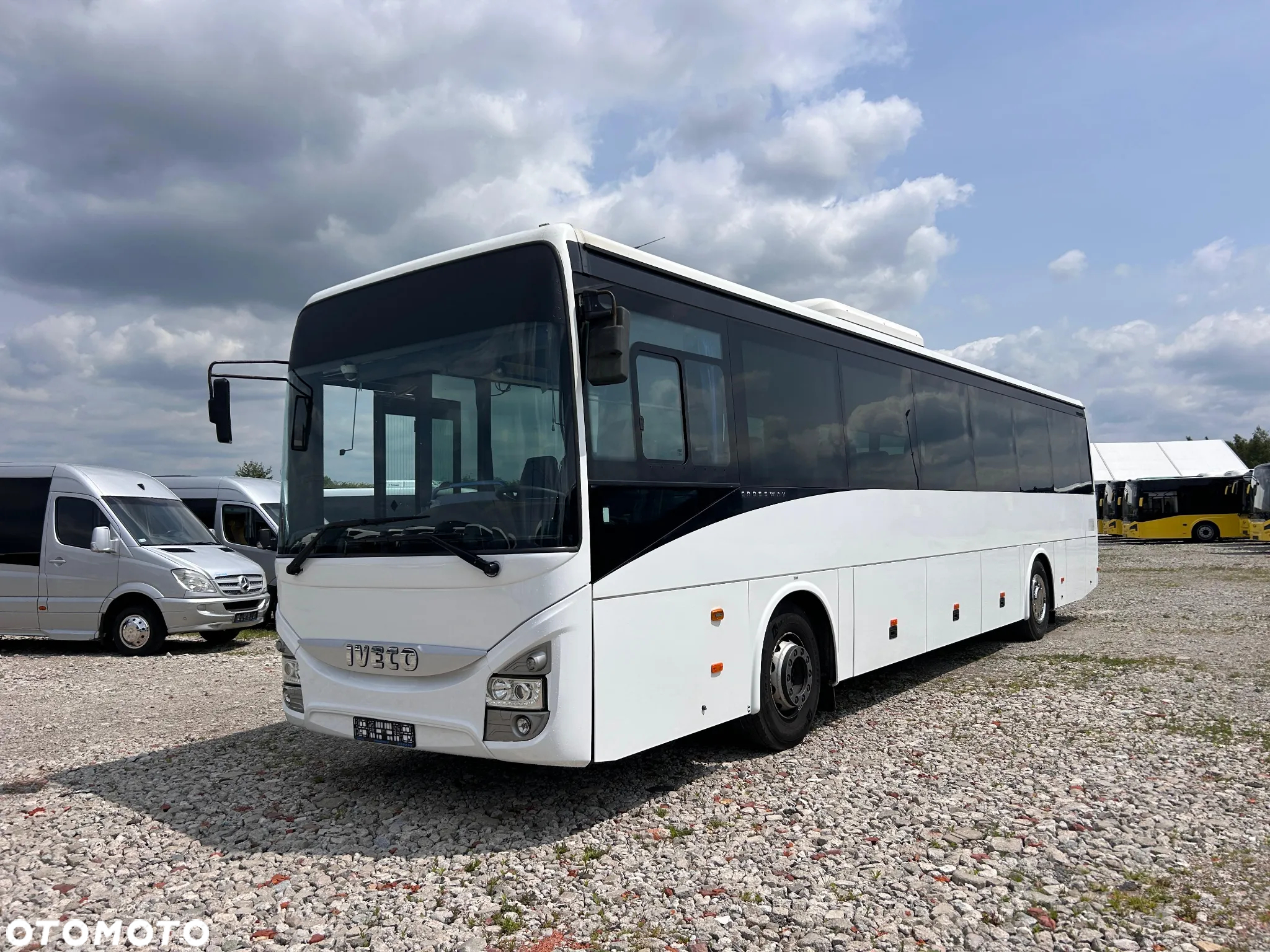 Iveco Crossway - 12