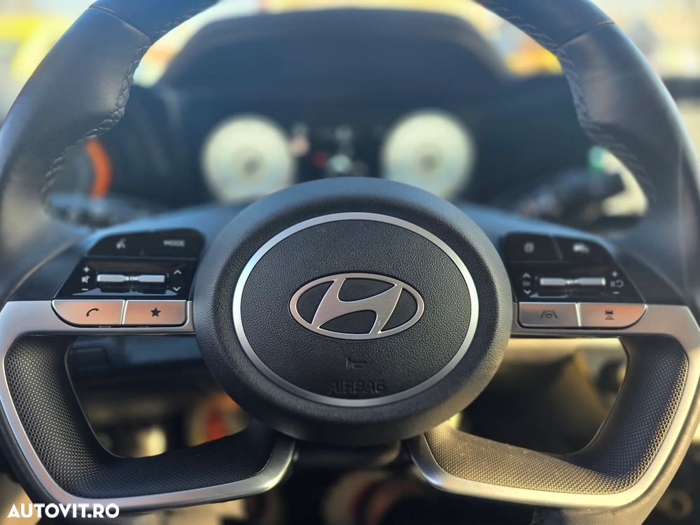 Hyundai Elantra 1.6 l 123 CP CVT Highway - 23