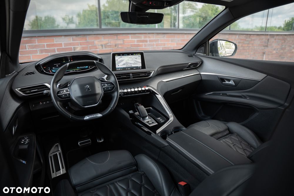 Peugeot 3008 1.6 PureTech Hybrid PHEV Active Pack S&S EAT8 - 24