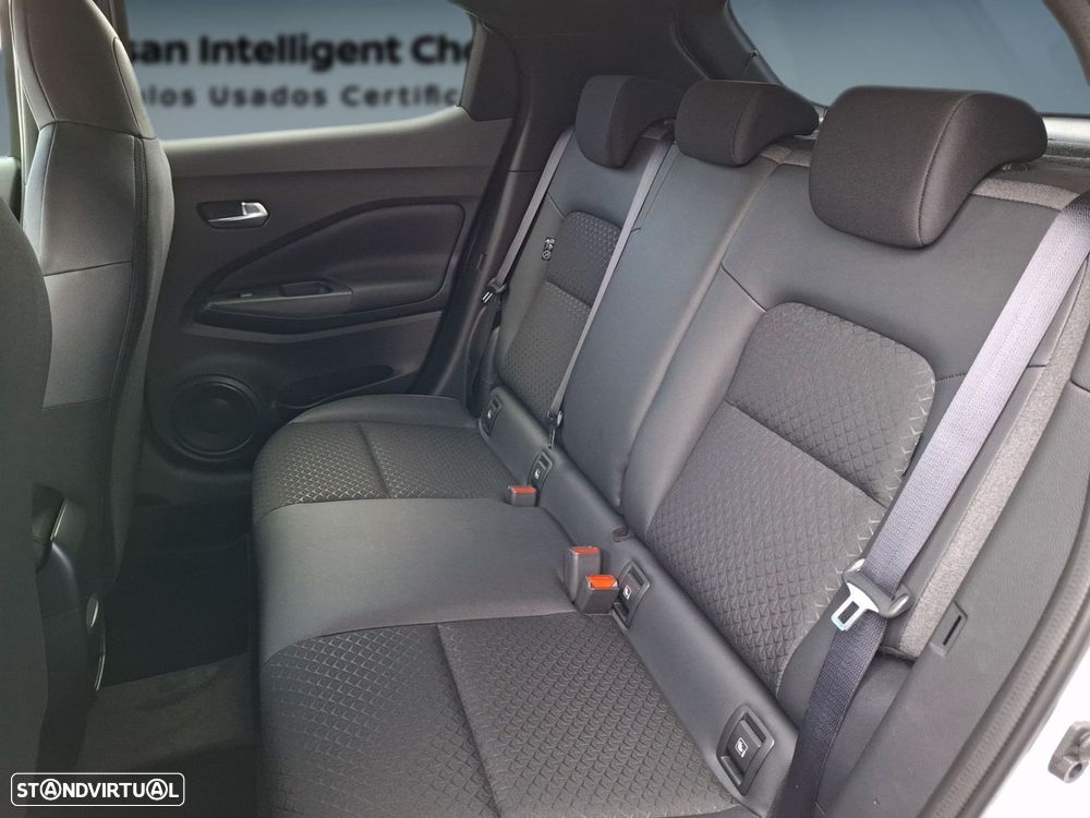 Nissan Juke 1.6 Hybrid N-Connecta Two Tone - 14