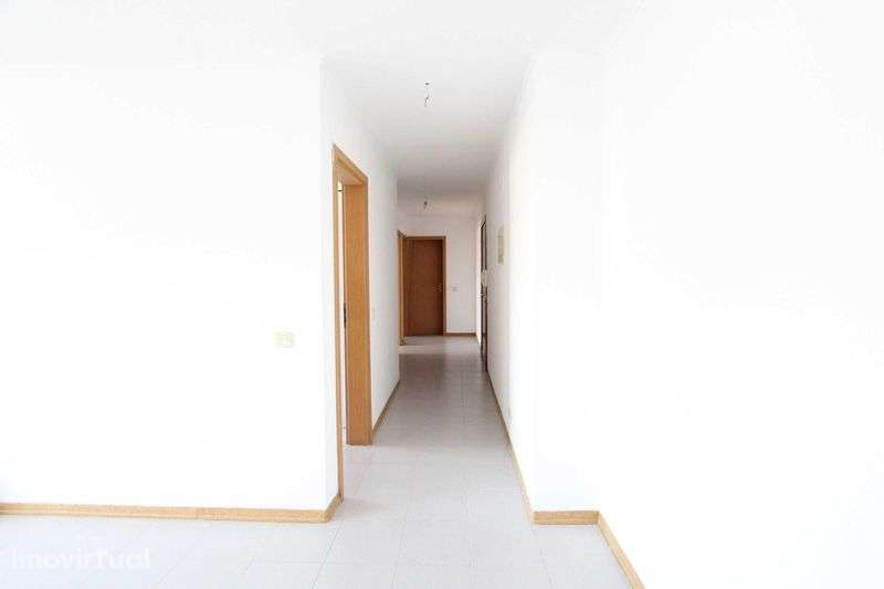 VENDE APTO T2 Mina da Agua - Grande imagem: 4/12