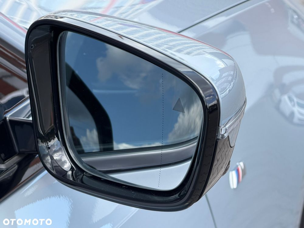 BMW Seria 3 330i xDrive M Sport sport - 9