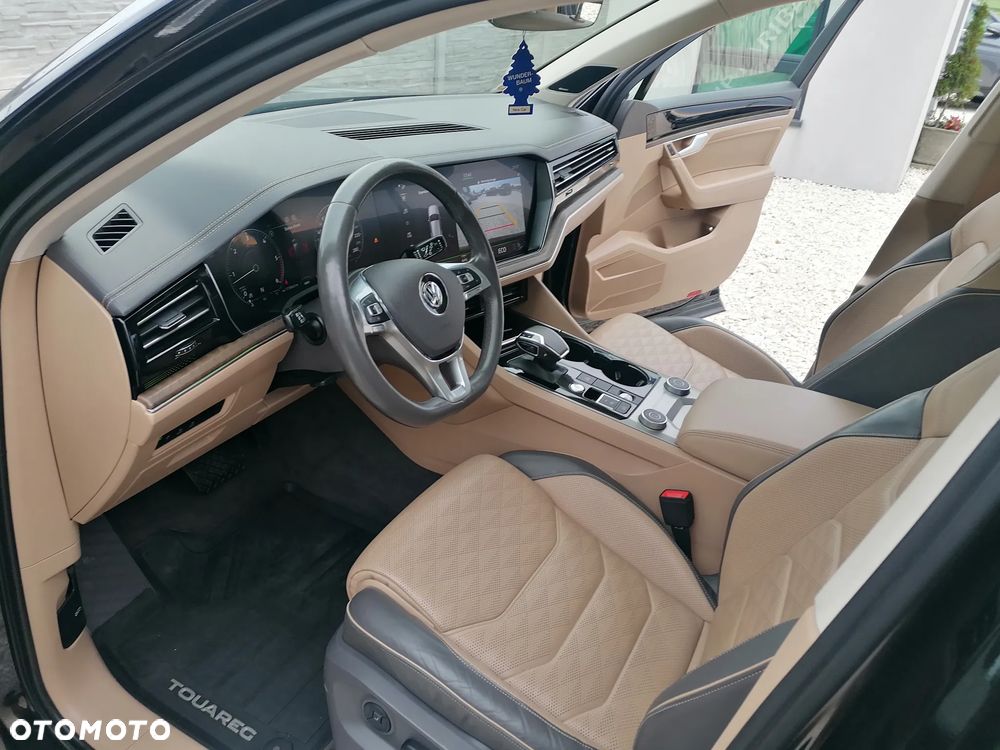 Volkswagen Touareg 3.0 V6 TDI SCR 4Mot R-Line - 11