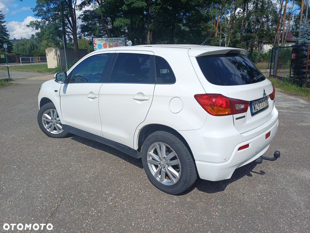 Mitsubishi ASX - 4