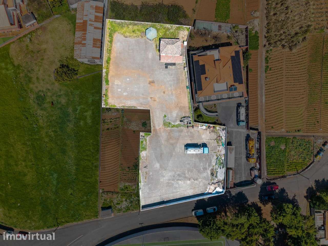 Prédio Misto na Tabua com 1.980m2 | Viver ou Investir - Grande imagem: 4/16