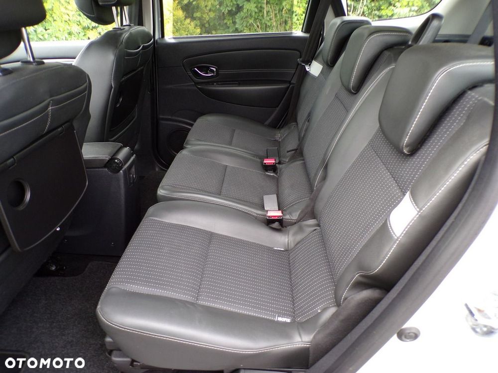 Renault Grand Scenic - 29