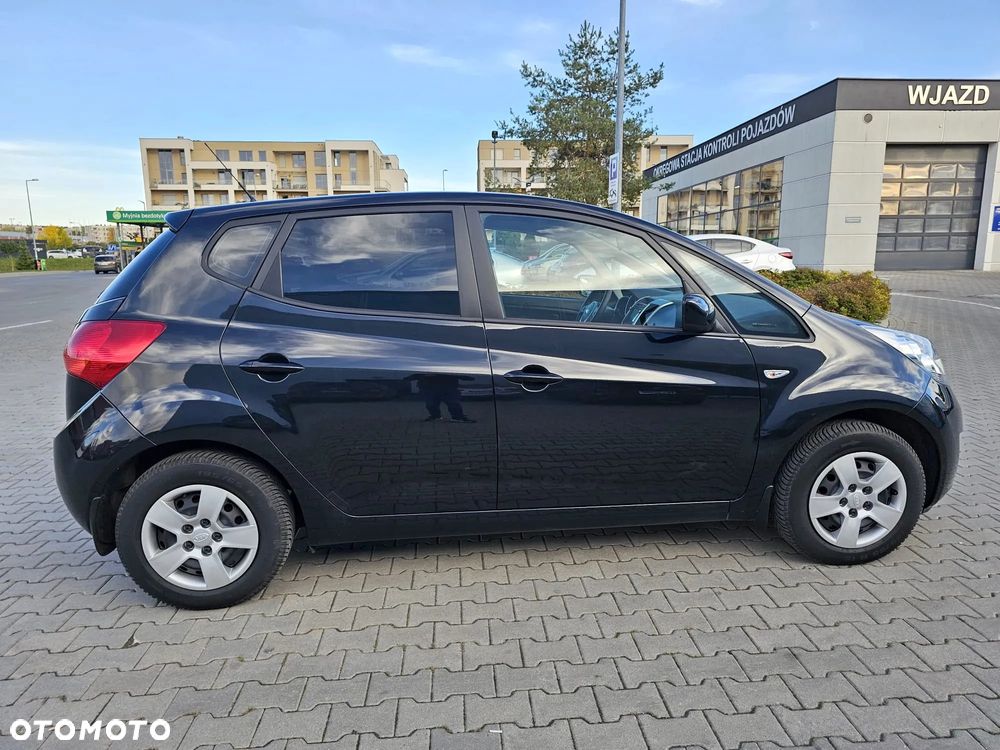Kia Venga 1.6 CVVT Black Collection - 17