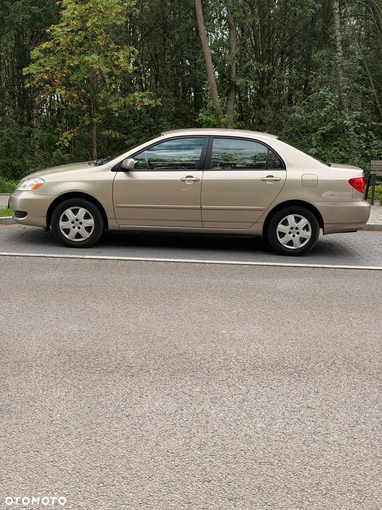 Toyota Corolla - 1
