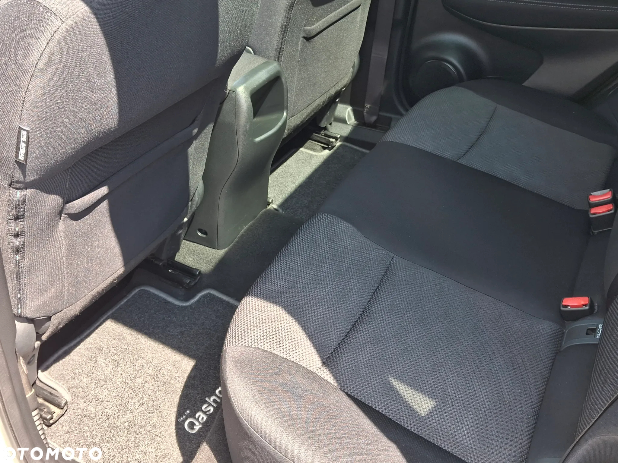 Nissan Qashqai 1.2 DIG-T Acenta EU6 - 12