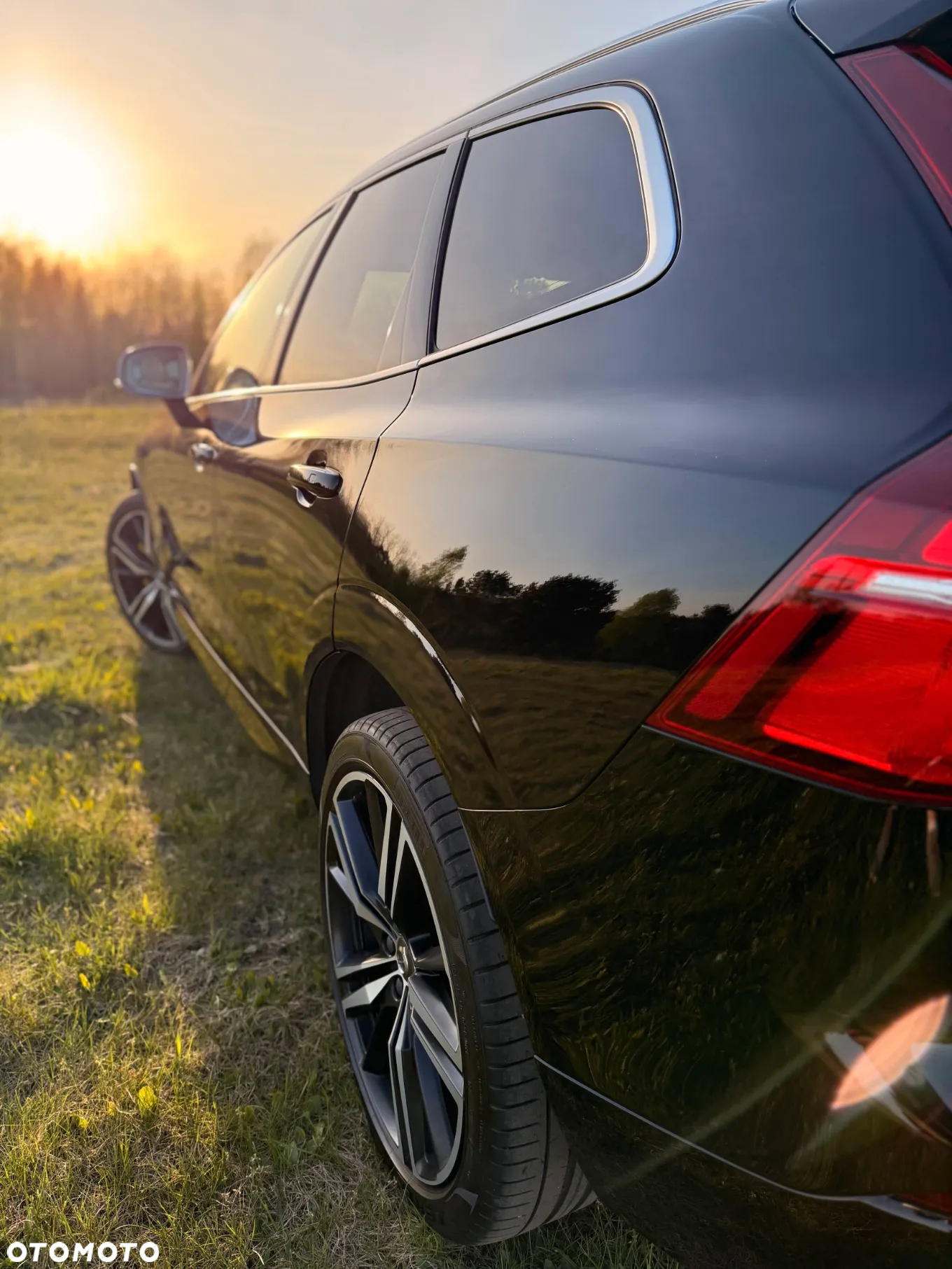 Volvo XC 60 T6 AWD R-Design - 9