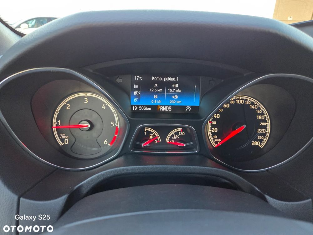 Ford Focus 2.0 TDCi ST PowerShift - 23